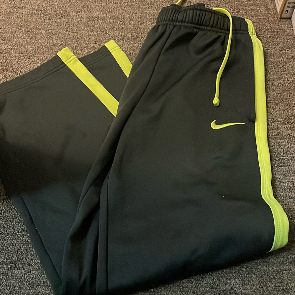 Boys L therma fit straight leg drawstring sweatpants